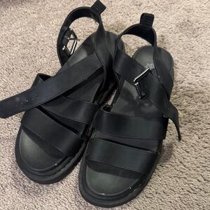 Wild Fable Black Strappy Sandals